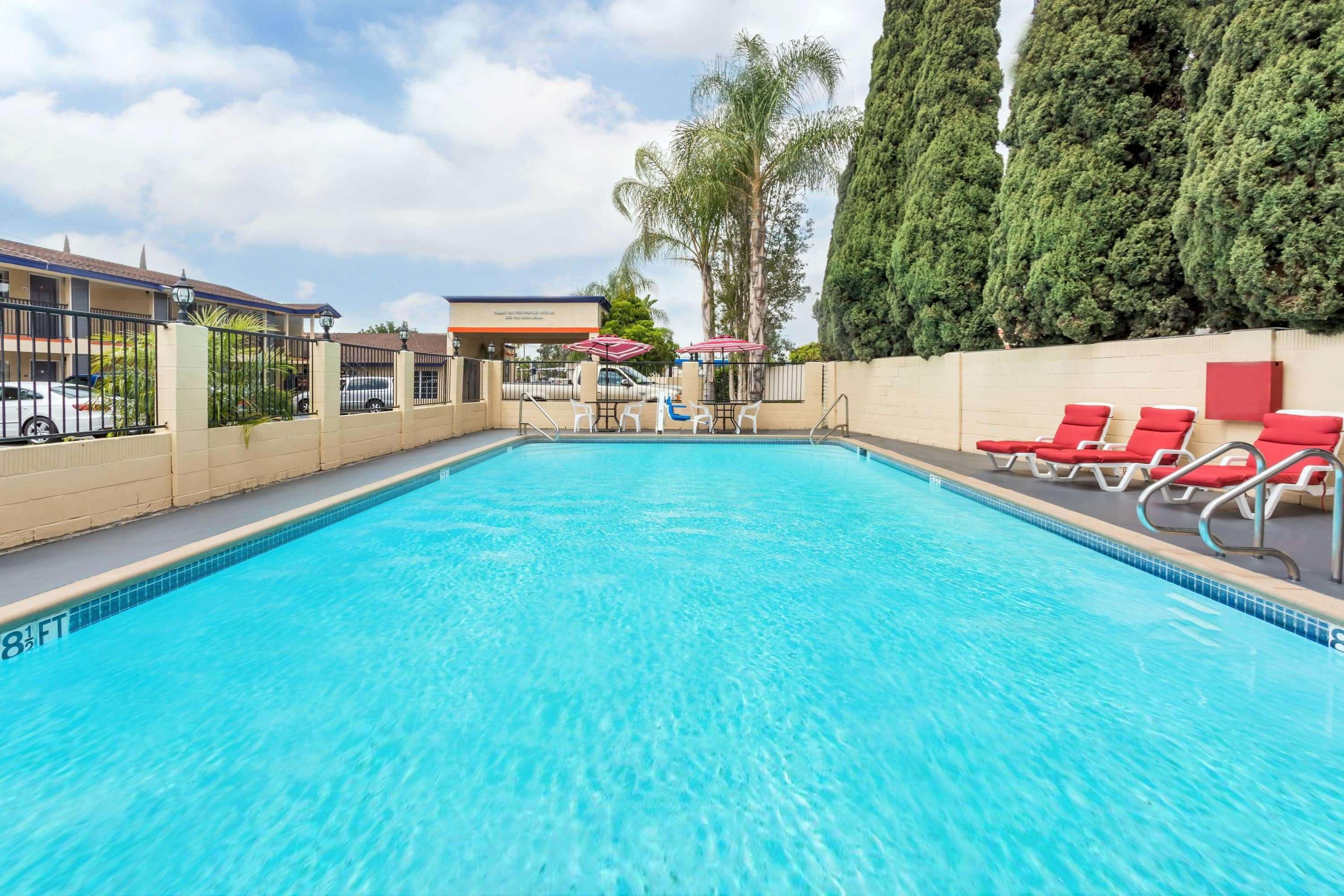 Casa Blanca Hotel & Suites Orange Sr-55 Freeway, Near Honda Center, Chapman University, Disneyland Exterior photo