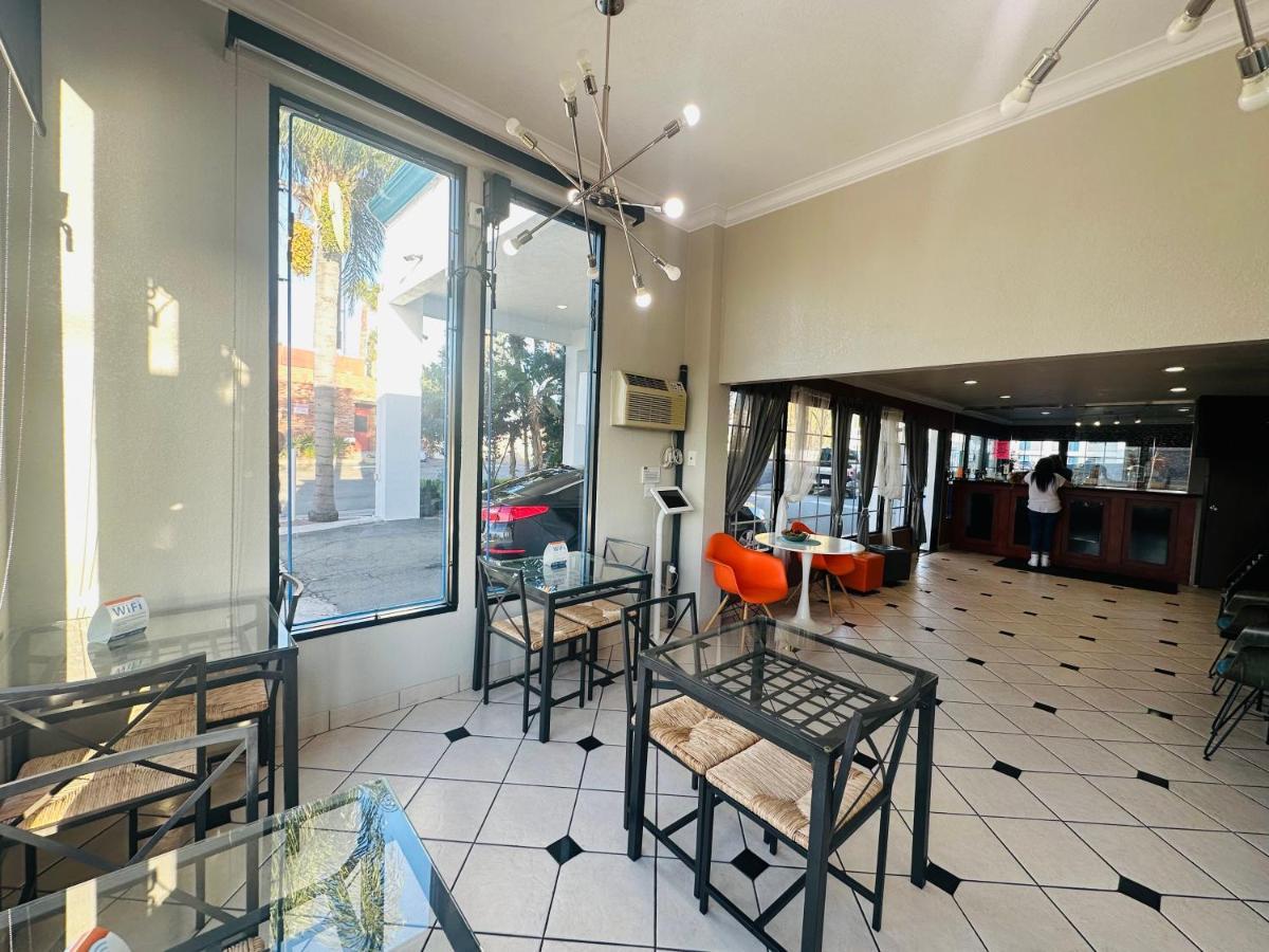 Casa Blanca Hotel & Suites Orange Sr-55 Freeway, Near Honda Center, Chapman University, Disneyland Exterior photo