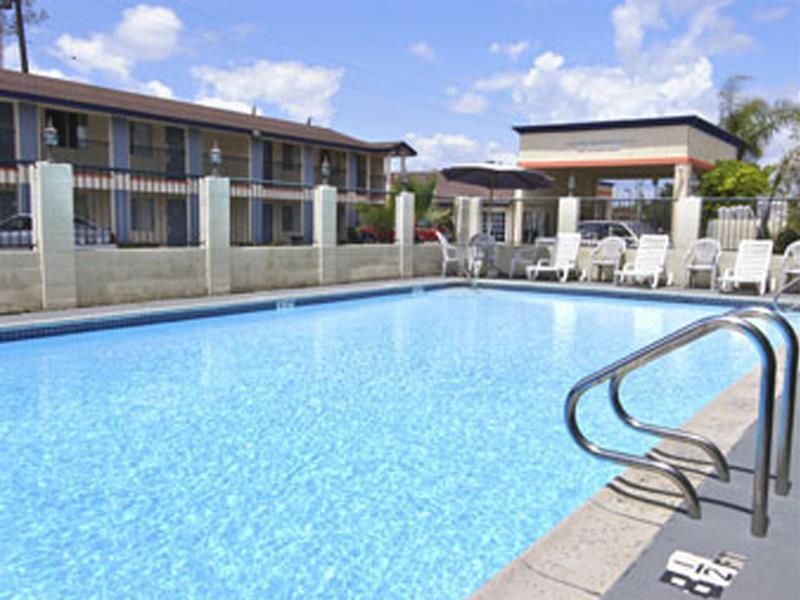 Casa Blanca Hotel & Suites Orange Sr-55 Freeway, Near Honda Center, Chapman University, Disneyland Facilities photo