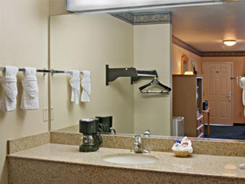 Casa Blanca Hotel & Suites Orange Sr-55 Freeway, Near Honda Center, Chapman University, Disneyland Room photo