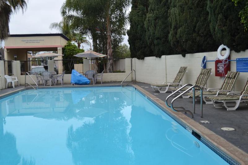 Casa Blanca Hotel & Suites Orange Sr-55 Freeway, Near Honda Center, Chapman University, Disneyland Exterior photo